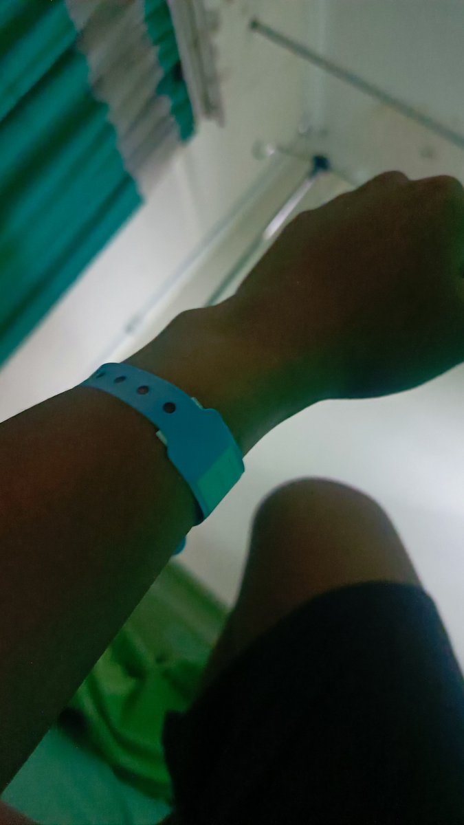 riandaas's tweet photo. day 3 lepas ranap, eh indikasi emergency dibadan, langsung lari ke igd terdekat

dan yap rawap inap lagi tp beda RS, fiuhh

yuk sembuh yok https://t.co/2p8vDq0y00