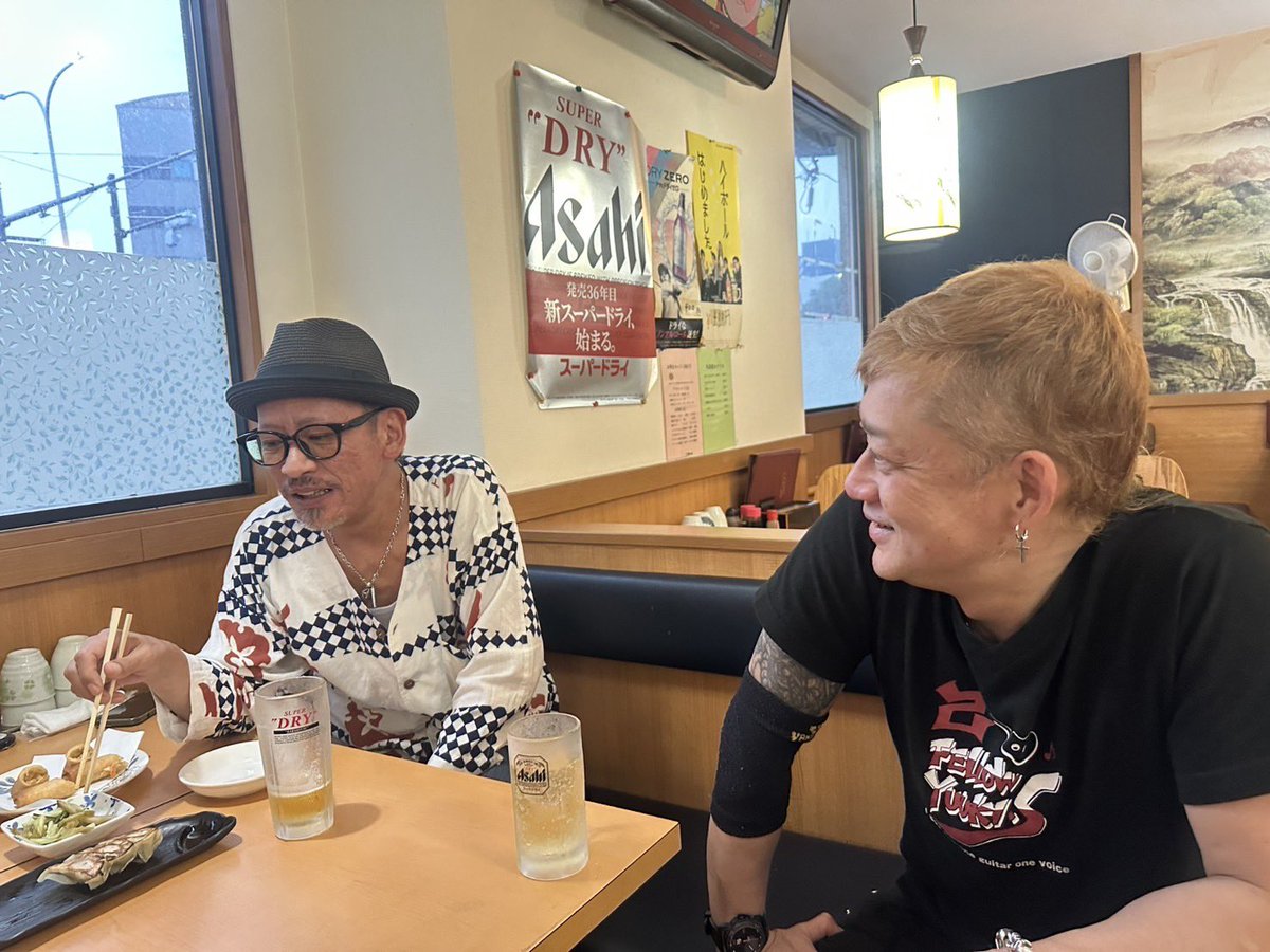 YuukiShimozima's tweet photo. 6月20日名古屋
港アルル♪満員御礼✨
毎年開催してまえる弾き語りワンマン「真剣己」 感謝しかないです☺️
2時間以上も演るとみんな帰ってまうもんで（笑）集合写真は先に撮らんとかんわー😅

コレが終わると夏がやってくる☀️⚾️
中京の夏が始まる☀️⚾️

7月18日(土) 名古屋星ヶ丘UK(TRIONORE ワンマン) https://t.co/zEAue2TAnN