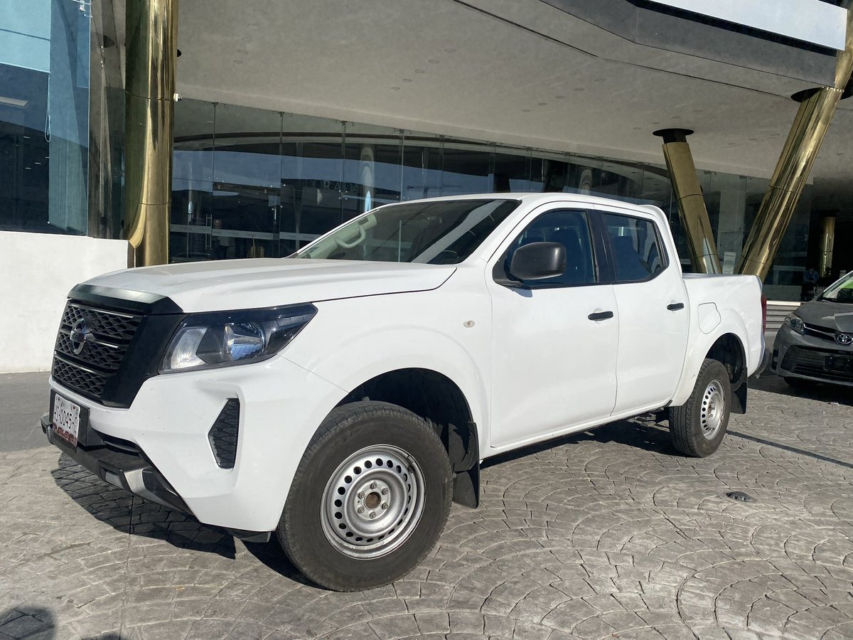 caroutlet_mx's tweet photo. Nissan Frontier SE 2023 
77xxx kms 
Documentos en regla 
Precio Especial 318 mil 
Pickups de flota con mantenimiento documentado — porque una herramienta de trabajo no puede darte sorpresas.
¿La usas más para el negocio, el campo o la familia? 👇
📍 Pachuca #PickupEnVenta #Semi https://t.co/bQ26acTk9p