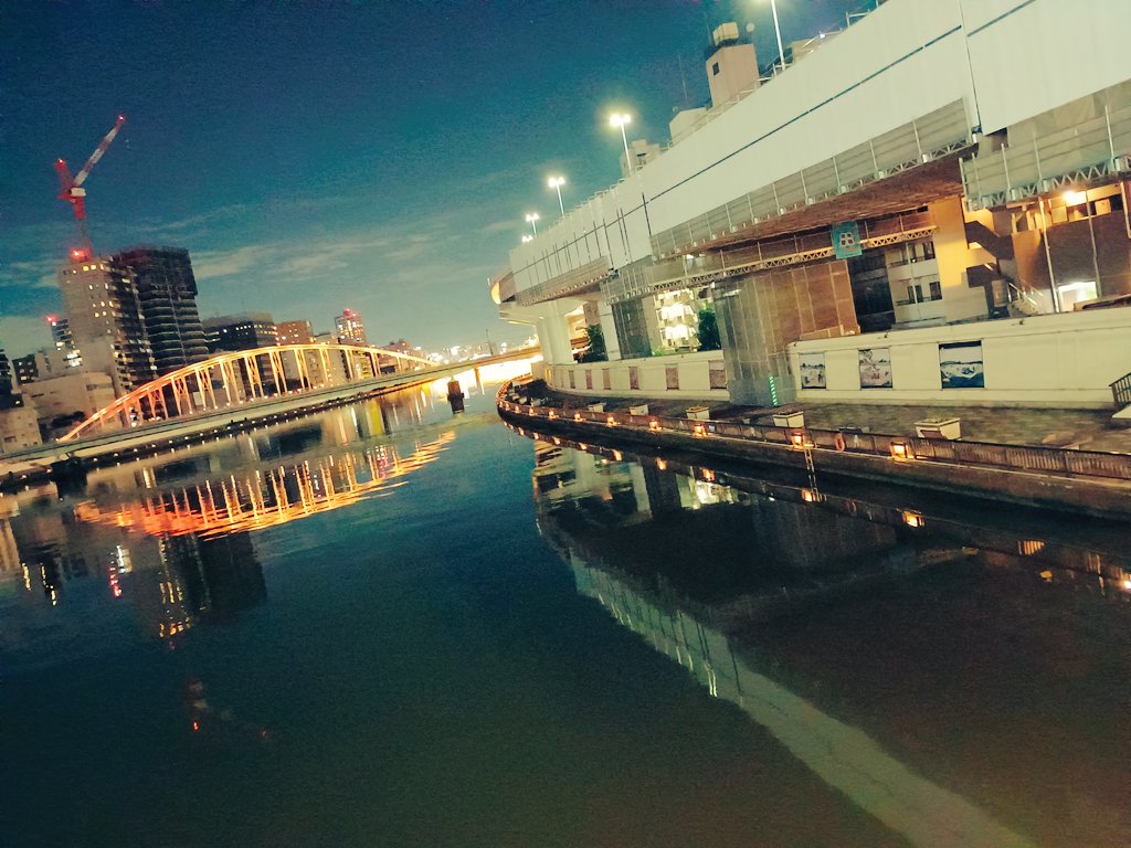 kodera_nobel_'s tweet photo. ただ一言だけ
褒めてください
ーー「66号線/BUMP OF CHICKEN」

寝起きに自己肯定感を高めてくれるコメントを求めています。 https://t.co/t1DGHMAXIX
