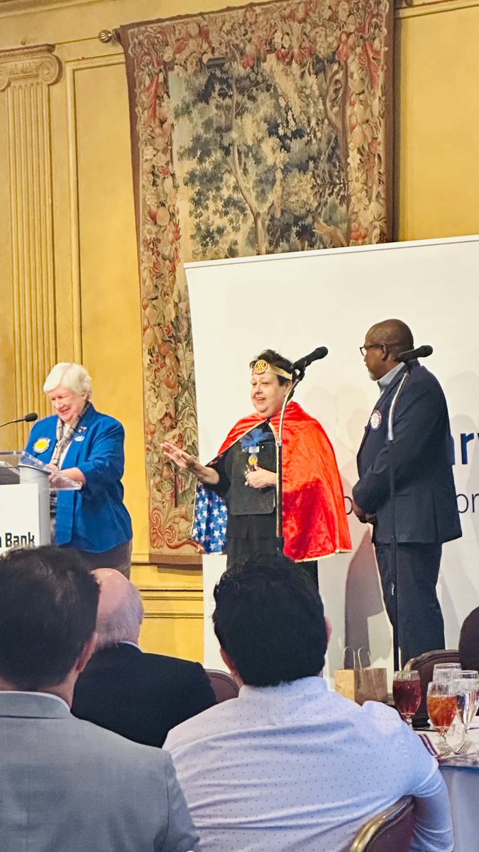MyResortlife's tweet photo. A big Rotary of Fort Worth congratulations!
• Honoring outgoing President Ann Sheets
• Welcoming incoming President Tom Law
• Celebrating my start as a new Blue &amp; Gold badge member

And a special thank‑you to Aurora Newberry, our everyday superhero who keeps the club... https://t.co/NWGrzfvSKq