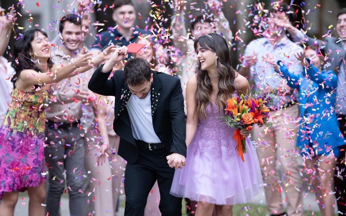 itsgabinickagus's tweet photo. La boda de Delfi y Pedro señores🥹🫣🤌🏻🫶🏻👌🏻🔥🫢
#soyluna #pelfi #malenaratner #gastonvietto #karolsevilla #carolinakopelioff https://t.co/llh79rGn12