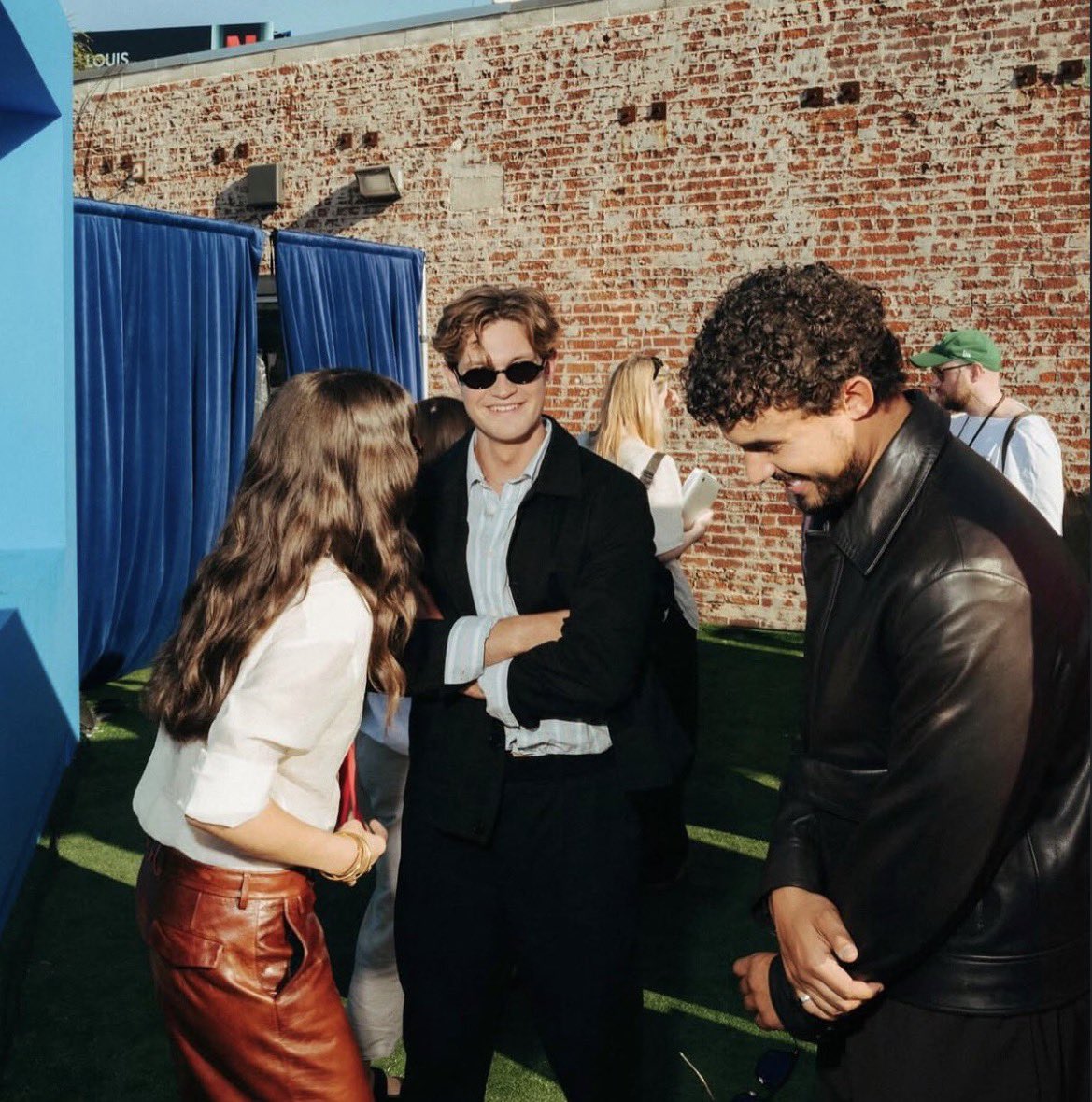 lcvesruby's tweet photo. big fan of their smiley faces in every picture i just know it was nonstop laughter with them 😭😭 https://t.co/VXIq2Shtwc