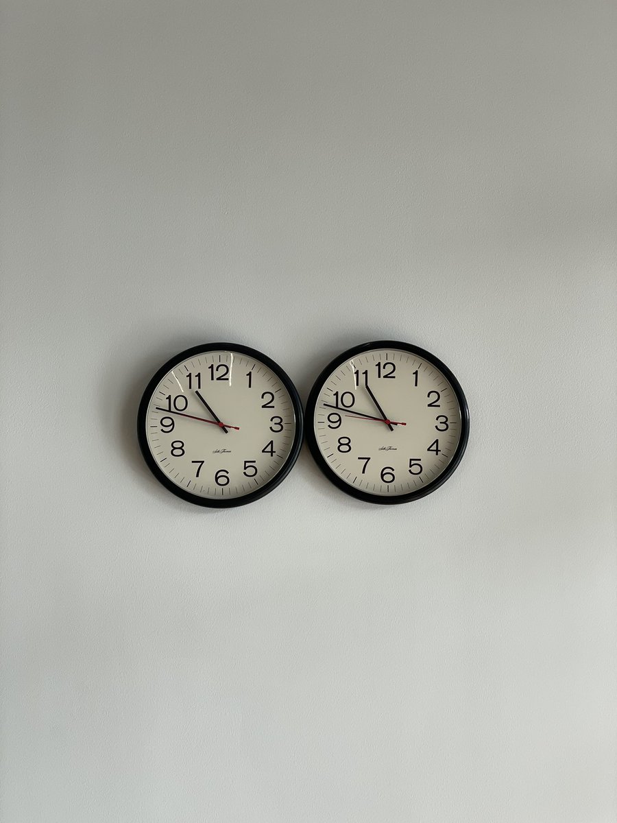 apobangko's tweet photo. Everythingoes, RM 
Various Artworks, Untitled, Felix Gonzalez-Torres https://t.co/DMlmFhyOHp