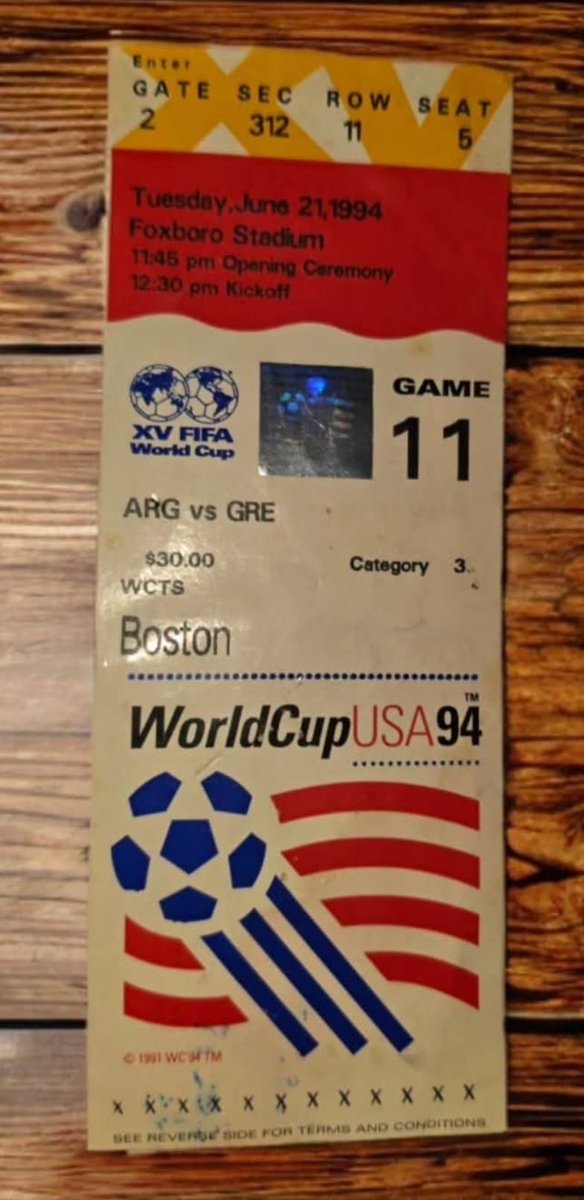 Tato_Aguilera's tweet photo. Me encontré con un amigo, acá en Miami, que me mostró esta entrada del mundial 94. 
Increíble: 30 dólares salía, en categoría 3, ver a Diego Armando Maradona ante Grecia. 
La inflación es mundial . https://t.co/0mroXAXyx3