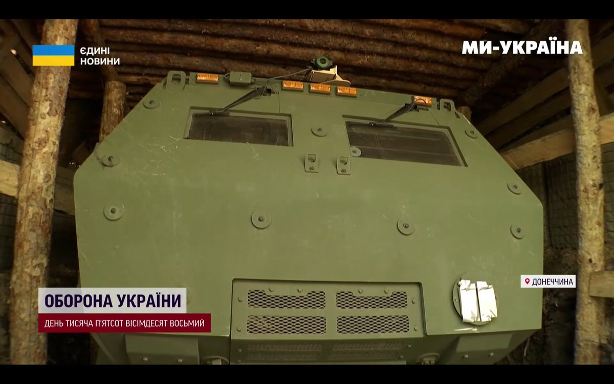 Dawid_92PL's tweet photo. Fabrycznie nowy (otrzymali go pół roku temu) MLRS #HIMARS, ze 147 SBA w okolicy Pokrowska. Jeżeli czegoś nie można zniszczyć dronem, albo trzeba szybko porazić cel,(logistyka, ogień kontrbateryjny), wtedy wkraczają do akcji. https://t.co/ZgETGOR2KU