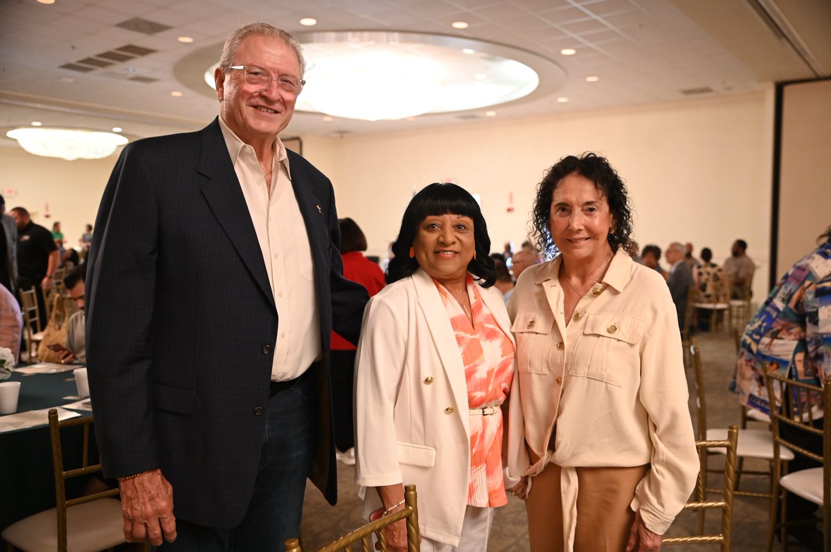 AliefISD's tweet photo. Celebrating our incredible business partners! A heartfelt thank you to all the amazing partners who joined us for the Alief ISD Business Partner Appreciation Breakfast. Your unwavering support and dedication fuel our mission every day. We couldn't do it without you! #WeAreAliefFor more photos, please visit https://t.co/Fzkv4rwMOW