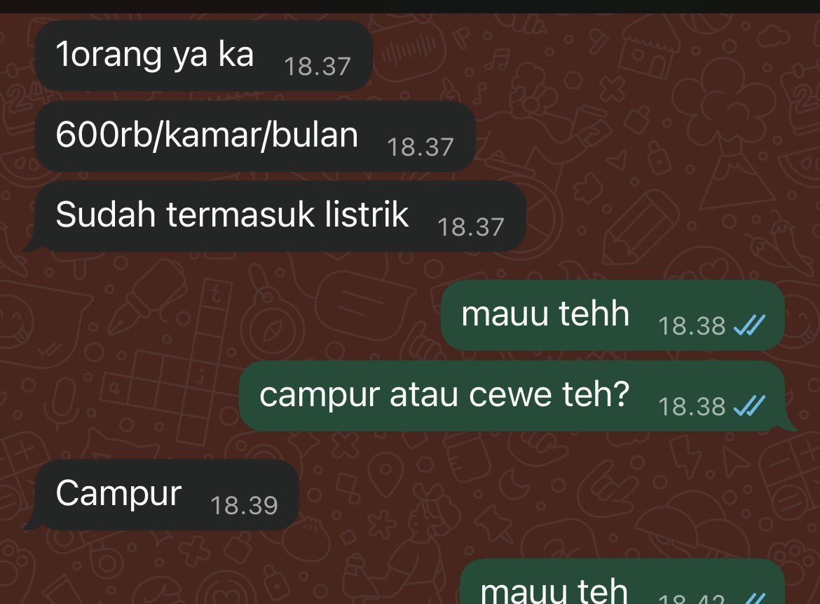 jadihans's tweet photo. halo ini my kosan di kab bandung 600k/sebulan,CAMPUR?!😇😇 mimpi basah anak undip 600 campur diundip ada yg spek kandang😇😇 https://t.co/FLKITqLOvp