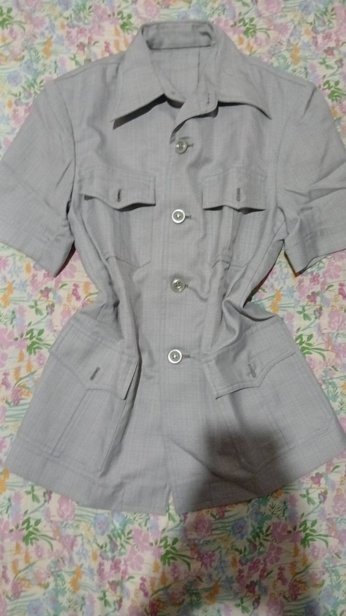 tiffindh's tweet photo. Wts atasan serba 20k lucu gemes no jadul yuk take bisa syopi murce ajaa https://t.co/K5ARuxttSU