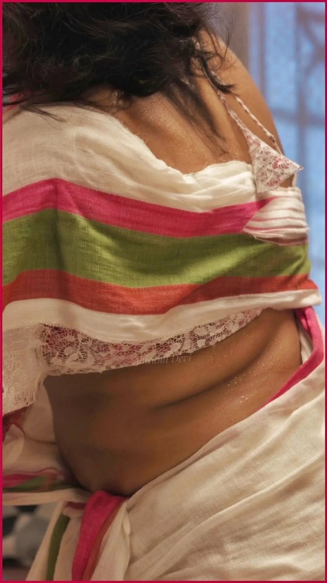 FanforAngel's tweet photo. கட்டுனா இவளை கட்டணும்டா ❤️❤️❤️😍😍🥰🥰
#aishwaryaleksmi 🥰😍❤️ https://t.co/A19tlLld19
