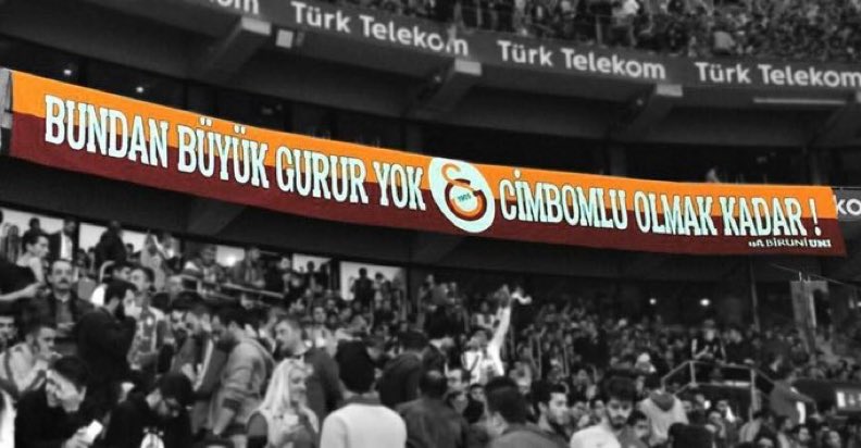 SerkanAdayy's tweet photo. ✅ Şike yaptılar diye iftira atarlar, şike yaptıkları için davalık olurlar. Avrupa’ya gidemezler.

✅ Usulsüz sözleşme yaptılar diye iftira atarlar, usulsüz sözleşmeden dolayı UEFA’dan ceza yerler.

✅ Futbolcuları Doping yapıyor dediler, futbolcuları dıping yaptığını itiraf etti.

✅ Yasa Dışı Bahis reklamı yapıyorlar diye şikayet ettiler, yasa dışı bahisten yöneticileri dava yedi.

✅ Hoparlörden sahte ıslık sesi açıyorlar diye yalan attılar, daha birgün geçmeden hoparlörden sahte ıslık sesi açtılar. UEFA olayın peşine düştü.

✅ Karaborsadan bilet satıyorlar iddiasında bulundular, karaborsadan bilet sattıkları ortaya çıktı.

✅ Kollanıyorlar dediler, her maç kırmızı kart ve penaltı olmadan kazanamadılar.

Ne yapıyorlarsa, sanki biz yapıyormuşuz gibi iftira atıp kendileri bu konuda çok hassaslarmış triplerine girip, kamufle etmeye çalıştılar. Kişi kendinden bilir işi.