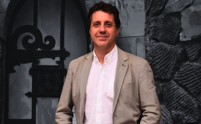 pagina19cl's tweet photo. Sentencia histórica: Justicia chilena condena a un juez y a un general por espionaje a un periodista.

https://t.co/SzpGMgdaFT https://t.co/lCc8JwmAyb