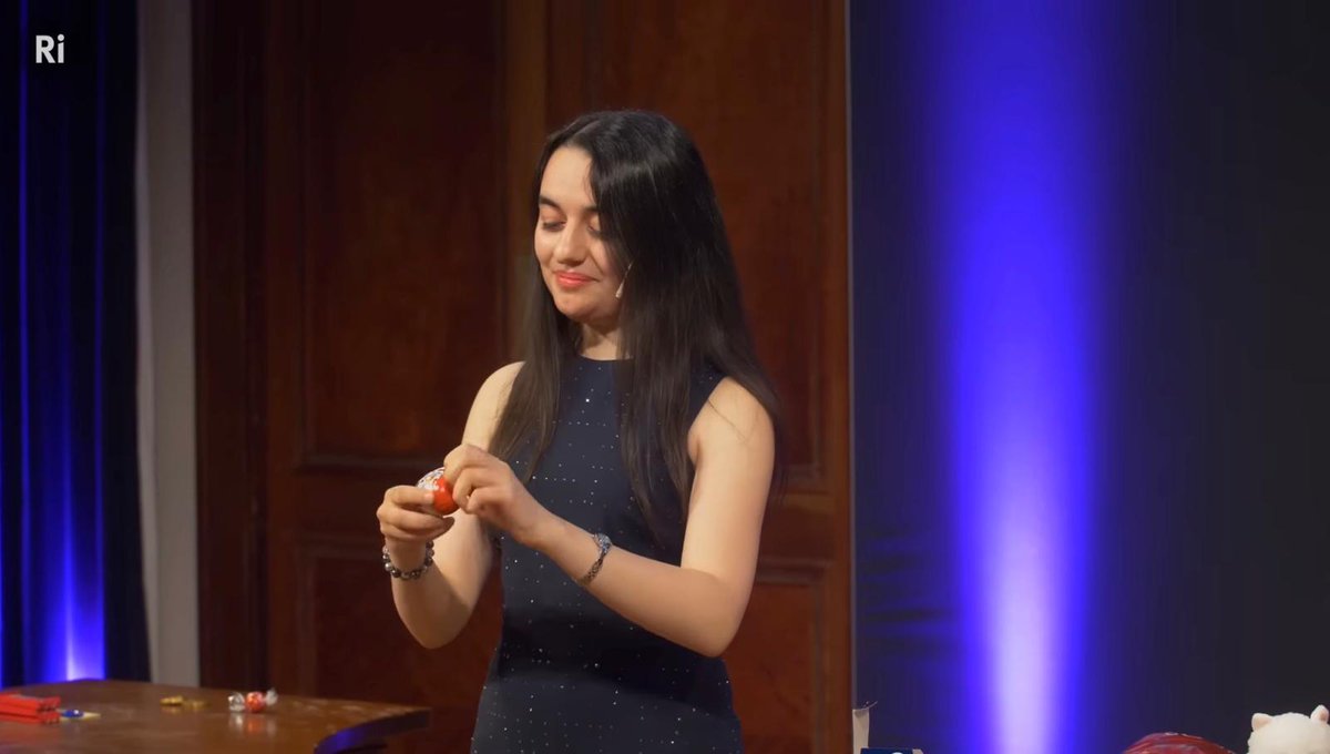 maria__violaris's tweet photo. My talk at the Royal Institution about "5 ways to test the multiverse" is now out on YouTube!

If you've ever thought the many-worlds theory of quantum mechanics is fundamentally untestable — it's time to think again.

Along the way we cover the fundamentals of quantum science and frontiers of quantum tech, including superposition, entanglement, quantum computing and more.

Link below 👇