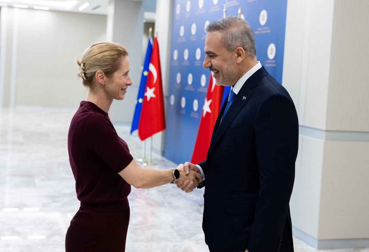MFATurkiye's tweet photo. Minister of Foreign Affairs @HakanFidan met with Kaja Kallas, EU High Representative for Foreign Affairs and Security Policy/Vice-President of the European Commission, Marta Kos, EU Commissioner for Enlargement and Magnus Brunner, EU Commissioner for Internal Affairs and Migration, in Ankara.