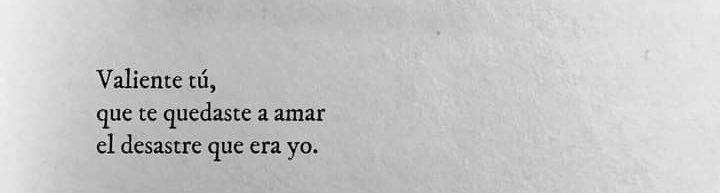 SoyClau01's tweet photo. Valientes esas personas que se quedan en la tempestad. ✨ https://t.co/rXoq44v1hD