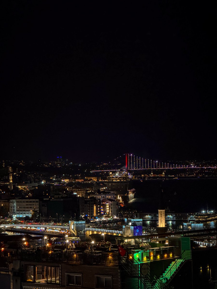eypgvnn's tweet photo. Sana geldim içim ümitlerle dolu https://t.co/89OwoHwJgo