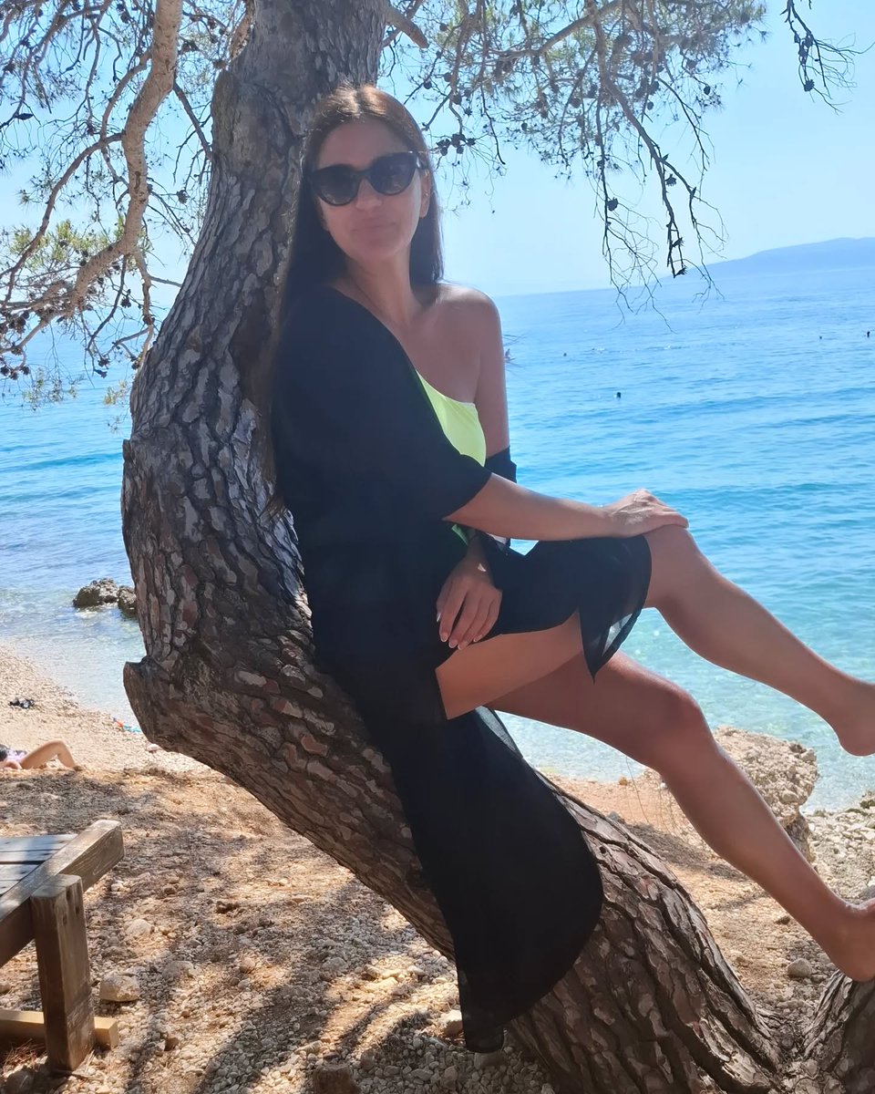 pepiczeljko41's tweet photo. Mica i Ceca
#milf #banjaluka https://t.co/DMBVbBiflS