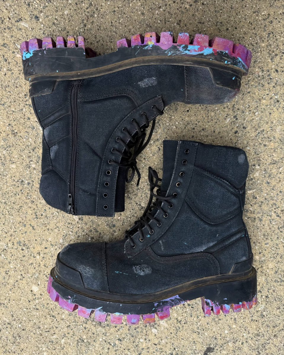 catalogging's tweet photo. The exact Balenciaga Strike Boots worn by OsamaSon in video for “The Whole World Is Free” (2024) 

Price: $1200 https://t.co/48JJJfcYbB