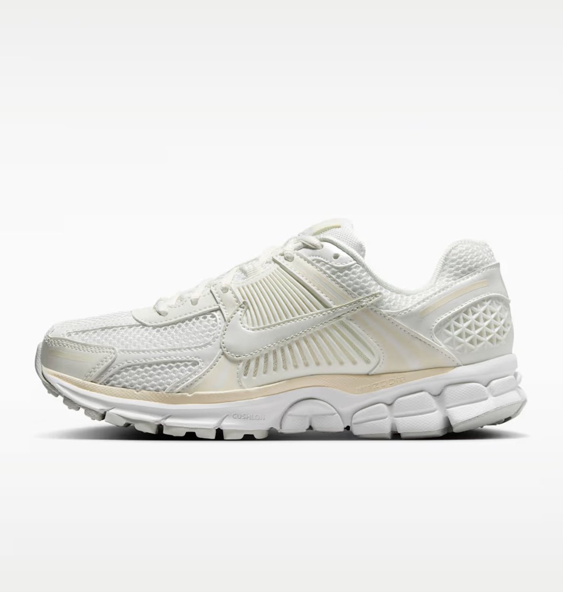 snkr_twitr's tweet photo. AD: NEW WMNS Nike Zoom Vomero 5

Sail/Summit White/Coconut Milk https://t.co/4Od7zJujja
rey Fog/Off White/Spruce Aura https://t.co/DzpuTbmXV0 https://t.co/fBgSfKS8tl