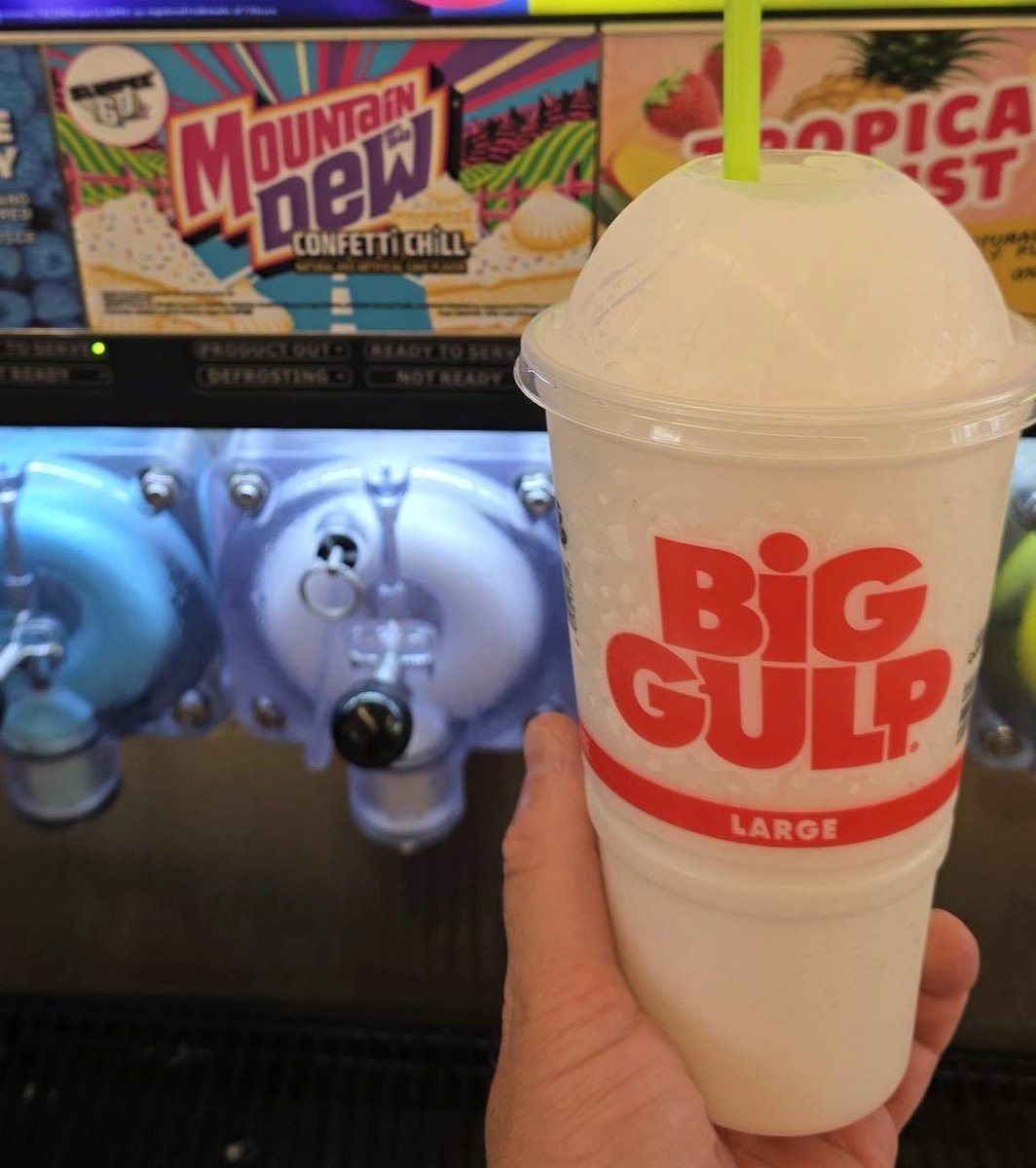 snackolator's tweet photo. 7-Eleven has a new Mountain Dew CONFETTI CAKE SLURPEE and it's actually pretty tasty?! 🍰🔥

It's also available at Speedway and always to be a Slurpee version of their Cake Smash flavor from 2021.

Are you trying it? I thought it was tasty... my wife did not care for it. https://t.co/BwtFU5dfLr