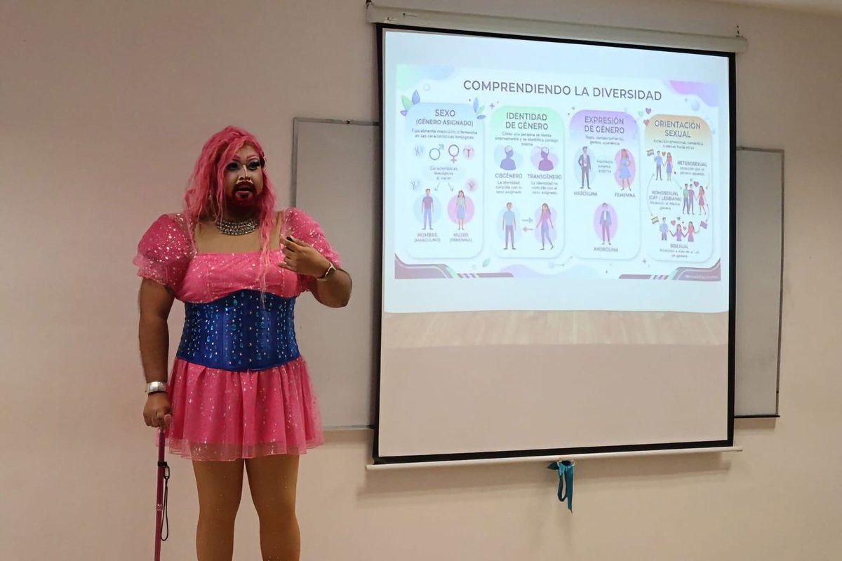 AcidoRinon's tweet photo. El residente cuando le haces la pregunta más amable, respetuosa, objetiva, didáctica, cordial, necesariaque no reviso del tema….

cuando va a narrar su versión a enseñanza: https://t.co/e1xRkkzGTa