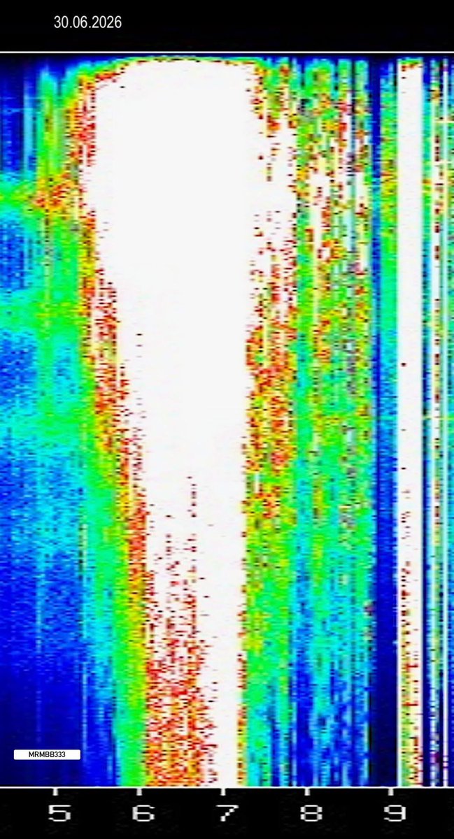 MrMBB333's tweet photo. EARTH’S FREQUENCY ERUPTED OVERNIGHT 

Something powerful unfolded while much of the world was asleep.

The Schumann Resonance display suddenly erupted into a near-solid white-out that persisted for nearly three hours, overwhelming the chart before finally beginning to ease.

This wasn’t an ordinary overnight surge.

The intensity built rapidly and held its strength, producing a prolonged event instead of the brief spikes that are more commonly seen.

Its exact cause remains unknown.

👇 Have you noticed anything unusual today? Pressure headaches, restless sleep, vivid dreams, ringing ears, unusual fatigue, or pets acting differently?

#MrMBB333 #SchumannResonance  #SpaceWeather