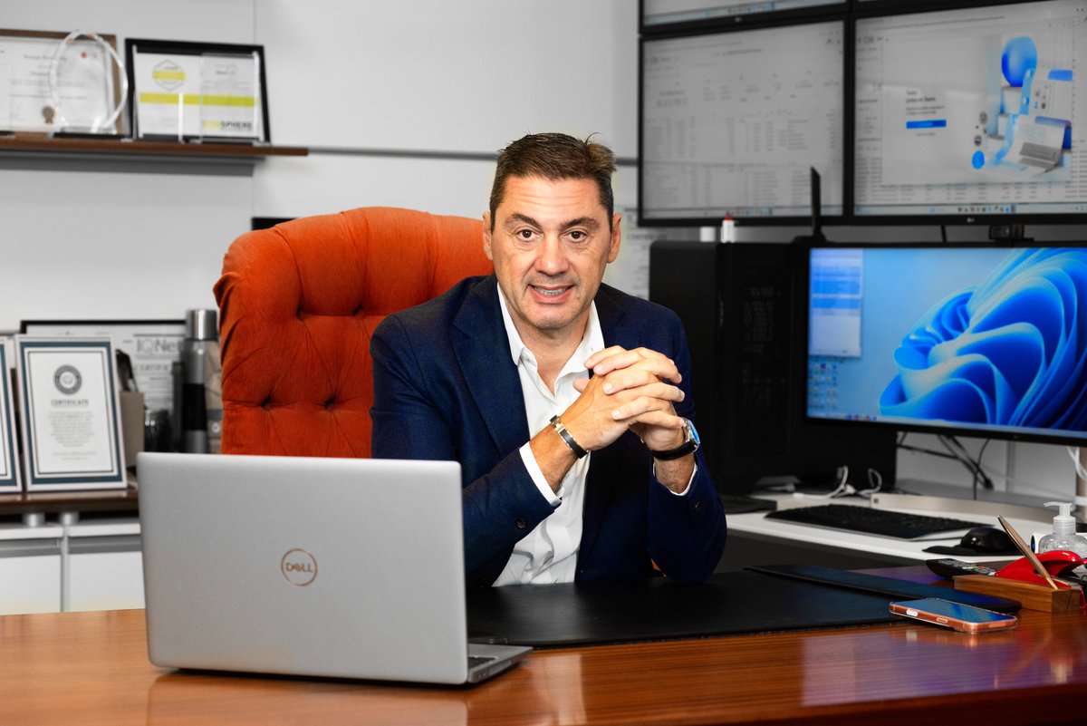 eduardowassiok's tweet photo. Cierra junio. Un mes de avances concretos, los semestres se ganan con constancia y método. La planificación del segundo arranca ahora. — Eduardo Wassi, Fundador de Dinatech y Trendline Technology https://t.co/JZfNY1Ym3Y