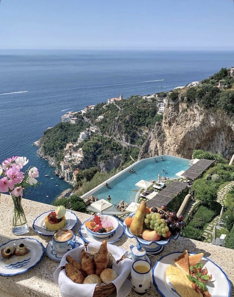W0rld2026's tweet photo. Positano, Italy 🇮🇹 https://t.co/N0gnymN2QS