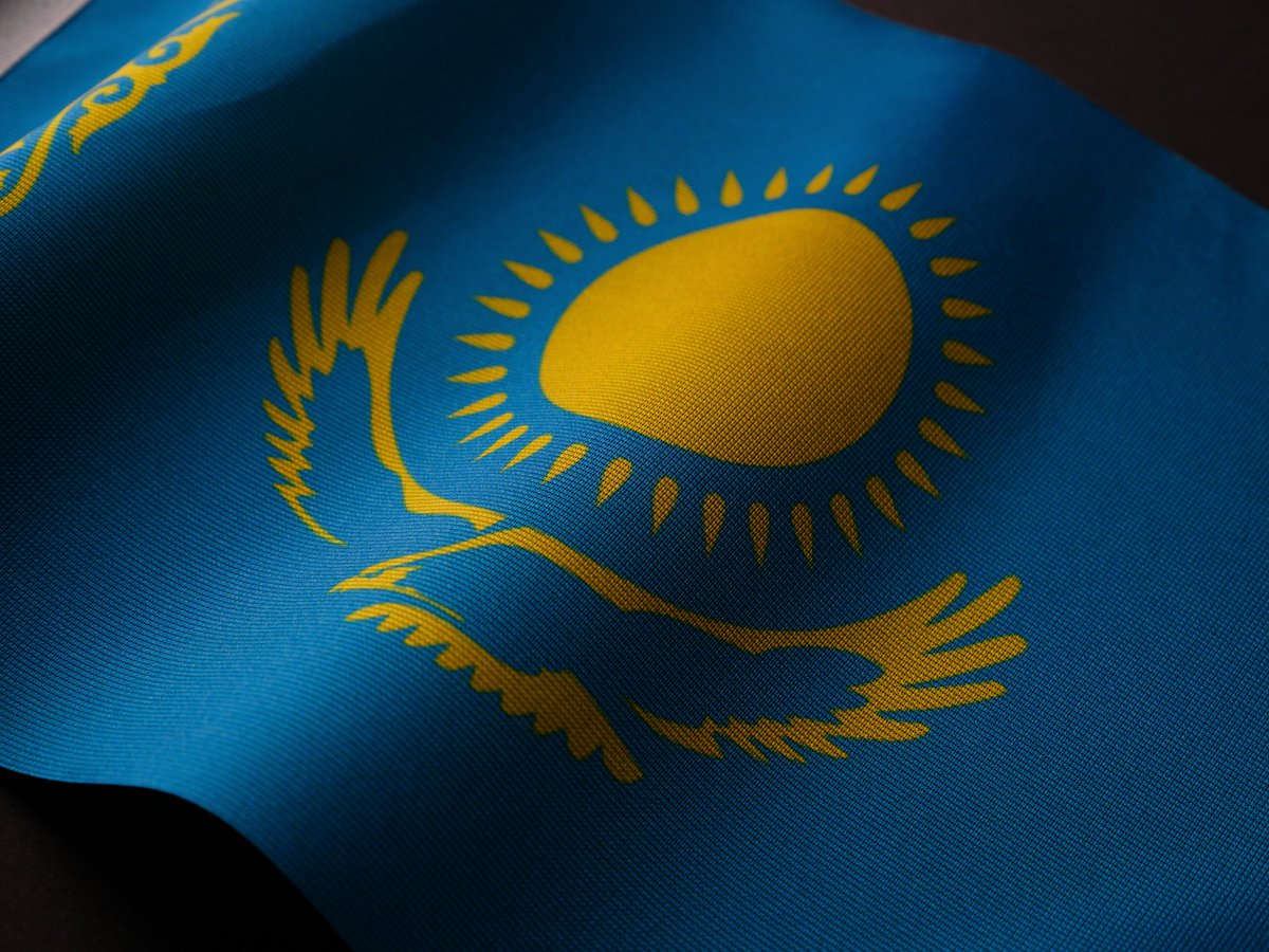 CoinMarketCap's tweet photo. LATEST: 🇰🇿 Solana Company has signed an MOU to help build blockchain and crypto infrastructure for Alatau City, Kazakhstan's planned digital-first megacity. https://t.co/kNMdPbbpGY