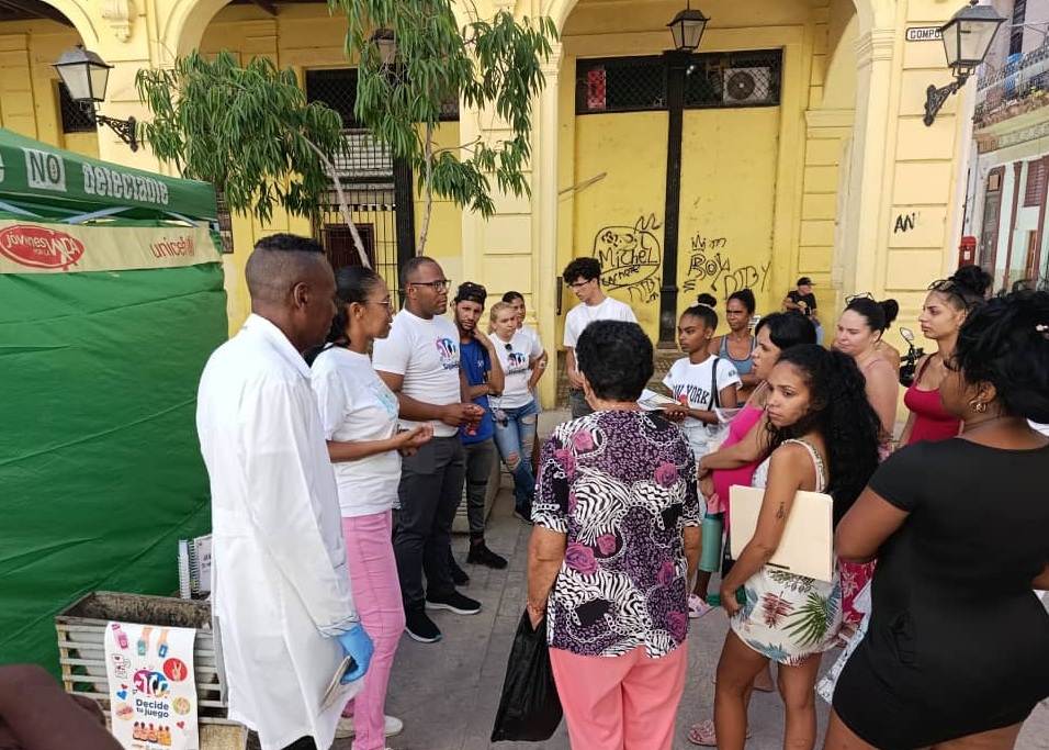 opscuba's tweet photo. 📍 El proyecto beneficiará a 11 municipios del país y alcanzará una población aproximada de 259 185 personas. 💪 ¡Sumando esfuerzos para construir un futuro más saludable y libre de infecciones prevenibles!

🧵(3/3) https://t.co/taypKGuYoi