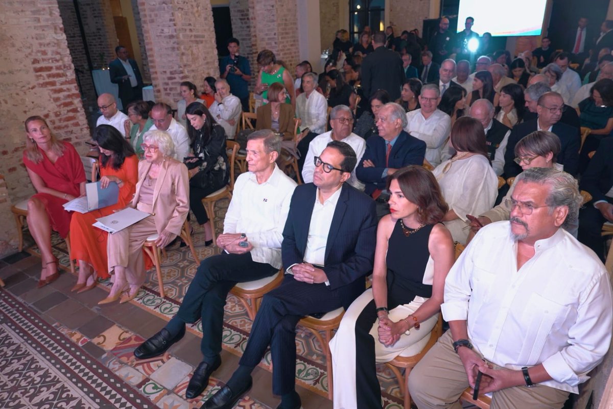 DIGEIGRD's tweet photo. La dirc gral de esta #DIGEIG, @OrtizBosch se convirtió en la primera dominicana en recibir el Premio Unidas por los Derechos de las Mujeres y la Democracia 2026. @SeguimosUnidas. 

Este reconocimiento destaca su trayectoria en favor de la democracia y el liderazgo de las mujeres. https://t.co/qndUReUfYF