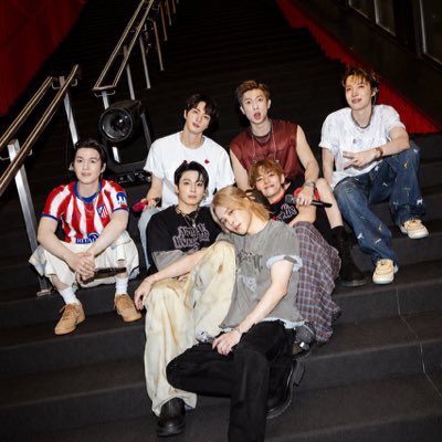 hopeworld89's tweet photo. #NuevaFotoDePerfil https://t.co/fP8ZVqYL6K