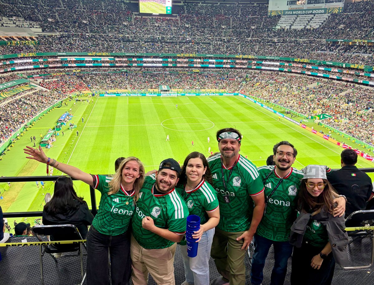 merinsay's tweet photo. A feeling of possibility is everywhere in Mexico right now. You hear it in the streets, graffitied on walls, in every group chat. "¿Y si sí?" "What if it actually happens?"

Mexico isn’t expected to win the World Cup, but has won all three matches so far without conceding a single goal, for the first time in the country's history. 130 million people are feeling, all at once, that an improbable thing is actually happening. 

It's the same with startups. Our job is to ask: what will the future look like when the impossible... actually happens? Leona is hiring people with the courage to see that future before anyone else does, and ask ¿Y si sí?

Join us → https://t.co/zMcEqfmAjs