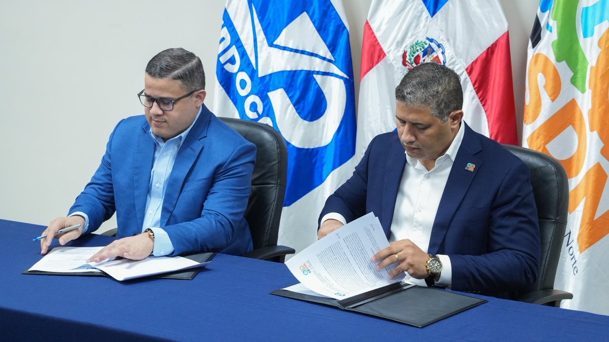INDOCALRD's tweet photo. Santo Domingo Norte tiene un nuevo aliado para crecer con calidad. 🤝🇩🇴

Hoy firmamos un acuerdo de colaboración con el Consejo Empresarial de Santo Domingo Norte (CESDN). https://t.co/gnRRl5dwbs