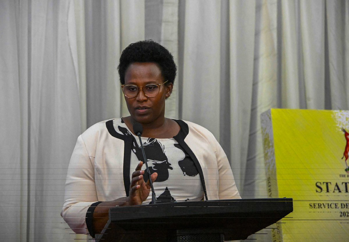 StateHouseUg's tweet photo. State House Comptroller @JaneBarekye stated that the documents will strengthen institutional performance and urged staff to transform their commitments into measurable outcomes through effective implementation.

The Head of Human Resource Management at State House, Mr. Benon Twinobusingye, described the launch as a significant milestone in the institution’s development, highlighting that the documents provide a clear roadmap for achieving State House’s strategic objectives while enhancing support for the Presidency.