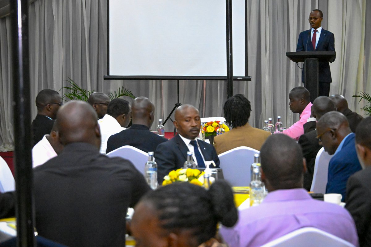 StateHouseUg's tweet photo. State House Comptroller @JaneBarekye stated that the documents will strengthen institutional performance and urged staff to transform their commitments into measurable outcomes through effective implementation.

The Head of Human Resource Management at State House, Mr. Benon Twinobusingye, described the launch as a significant milestone in the institution’s development, highlighting that the documents provide a clear roadmap for achieving State House’s strategic objectives while enhancing support for the Presidency.