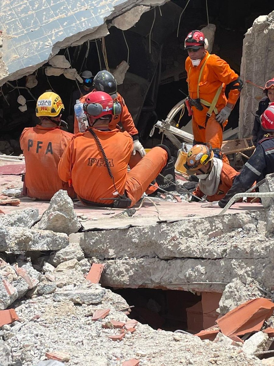 Agencia Federal de Emergencias tweet media