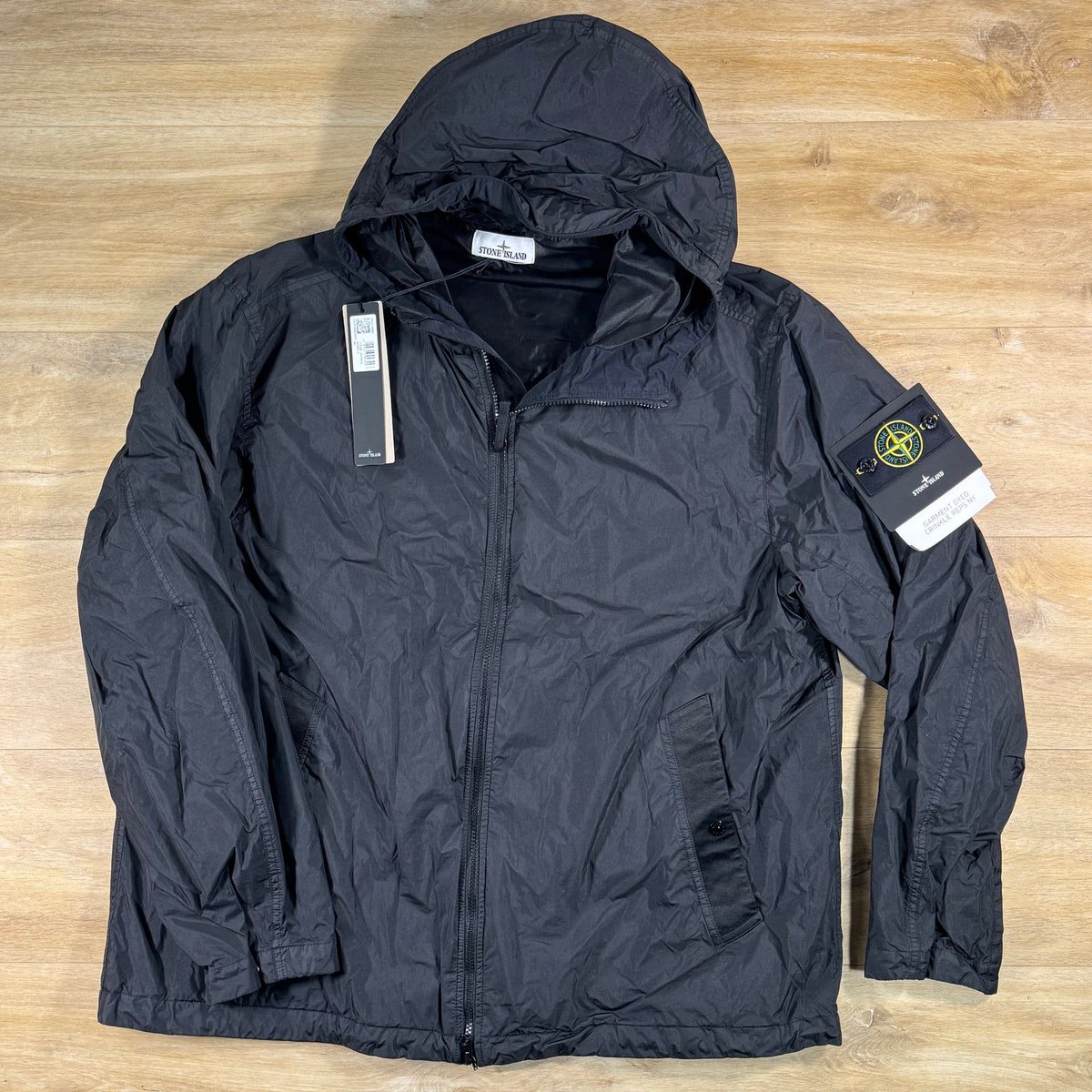LABELMENSWEAR's tweet photo. ALL jackets and overshirts reduced to clear!

Summer Sale 👉🏼 https://t.co/2tcn9mnZag https://t.co/kbHQnPUv5m