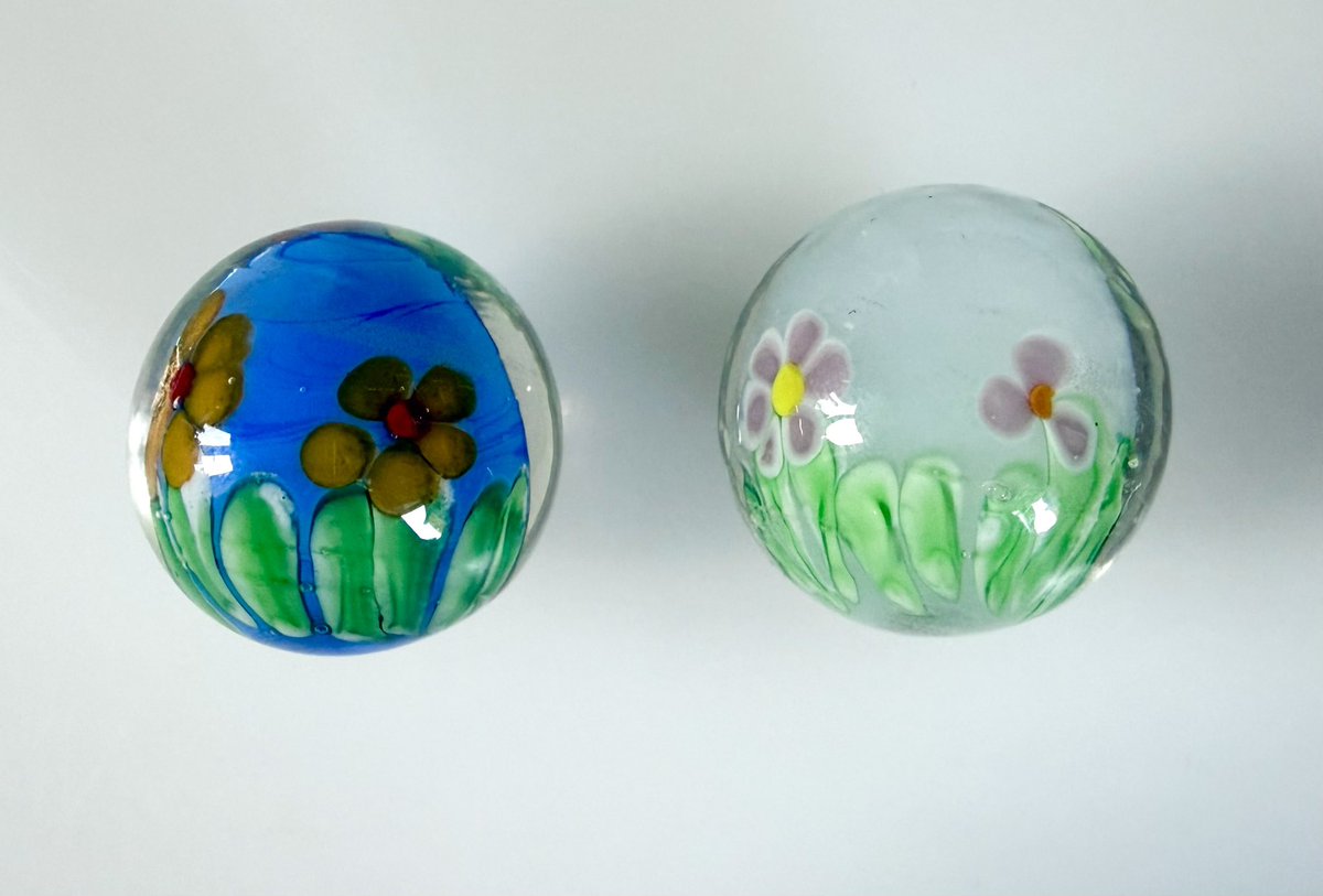 angeIgotchi's tweet photo. i ♡ my marble collection https://t.co/DBOiaQGomt