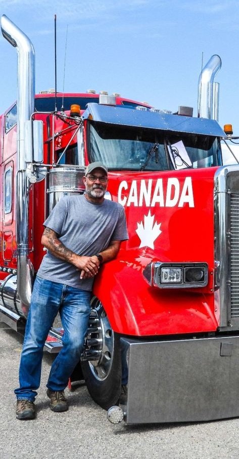 RealMattA_'s tweet photo. In Canada, joining people who hold a controversial opinion, who park trucks in undesirable locations and honk horns...

...are continuously hammered by the government under threat of long prison sentences.

Rapists walk freely.

Strong and Free, indeed.

LOST FREEDOM FILES # 5215 https://t.co/ITSlY7RJLv