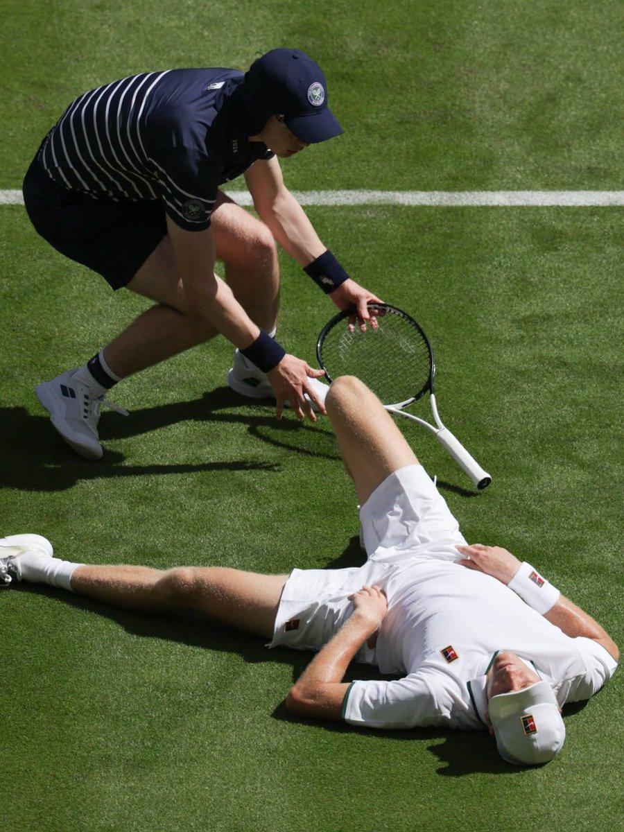 icaarrus's tweet photo. jannik sinner falling at wimbledon (2026) vs the lament for icarus (1898) by hubert draper https://t.co/IRqXiIOU0V