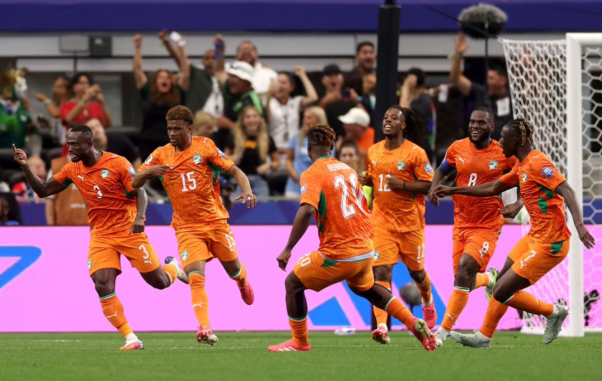 caf_online_FR's tweet photo. Les Éléphants reviennent immédiatement. Amad Diallo. 🤯🇨🇮

#FIFAWorldCup https://t.co/tQt4MVoEPP