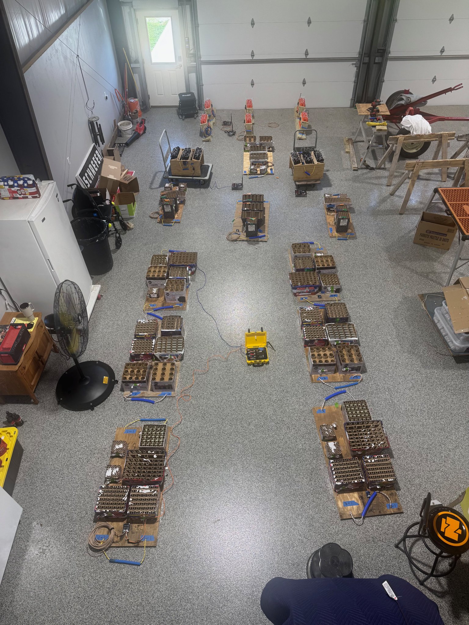 I stepped up my fireworks game for the 250th. A 15 min pyro musical w/ 61 cakes and 144 mortar tubes across 72 cues. The most time consuming part was hand terminating the cat5 cable. I used @76Fireworks for wholesale pricing and pro line training. https://t.co/zFCuFViG7g