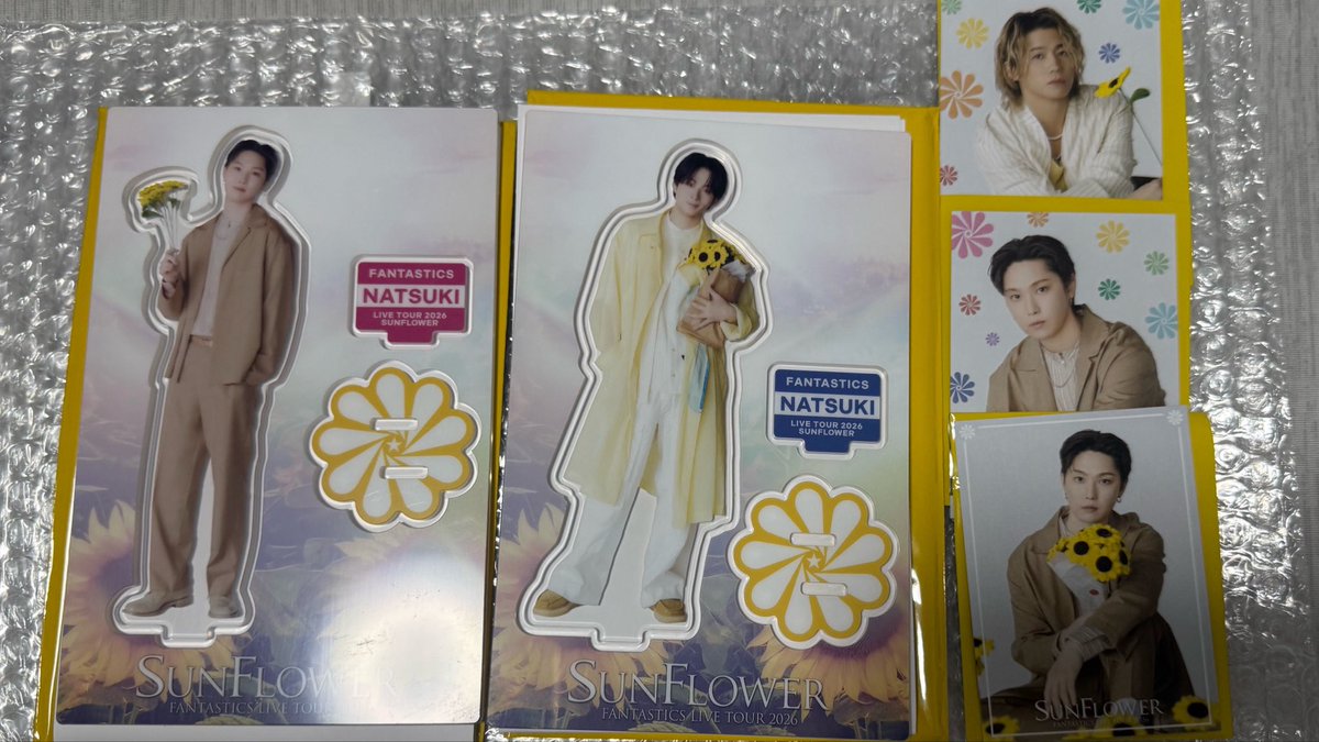 ameiro077's tweet photo. SUNFLOWER FANTASTICS ファンタ
アクスタ 交換

求 中島颯太
譲 澤本夏輝 堀夏喜 瀬口黎弥

7/2  大阪現地での交換

郵送でも考えます https://t.co/fcQ5N4lXdy