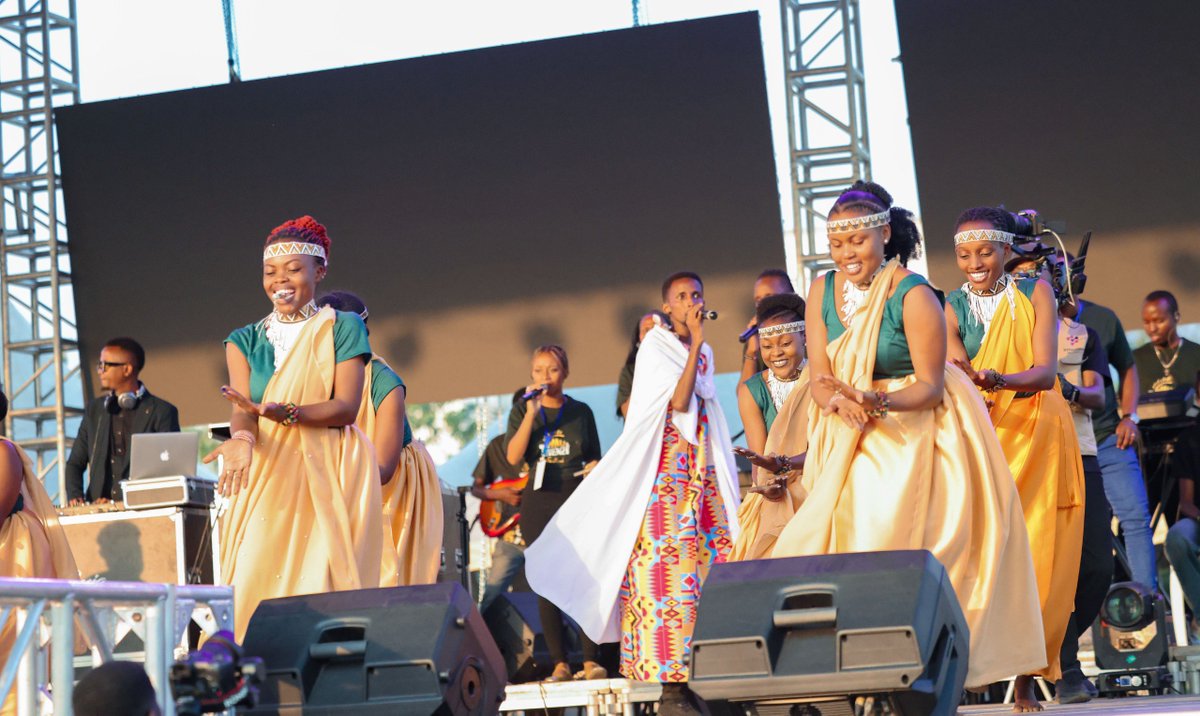 bbsBdi's tweet photo. #Burundi 1/3 La société BBS contribue à la valorisation du patrimoine culturel et du rayonnement du Burundi.
C’est dans cette optique que les cérémonies du FESTIVAL UMUTWENZI qui se déroulent ce mardi 30 juin 2026 sur le terrain de l’ETS Kamenge, https://t.co/wa3LA1XdGk