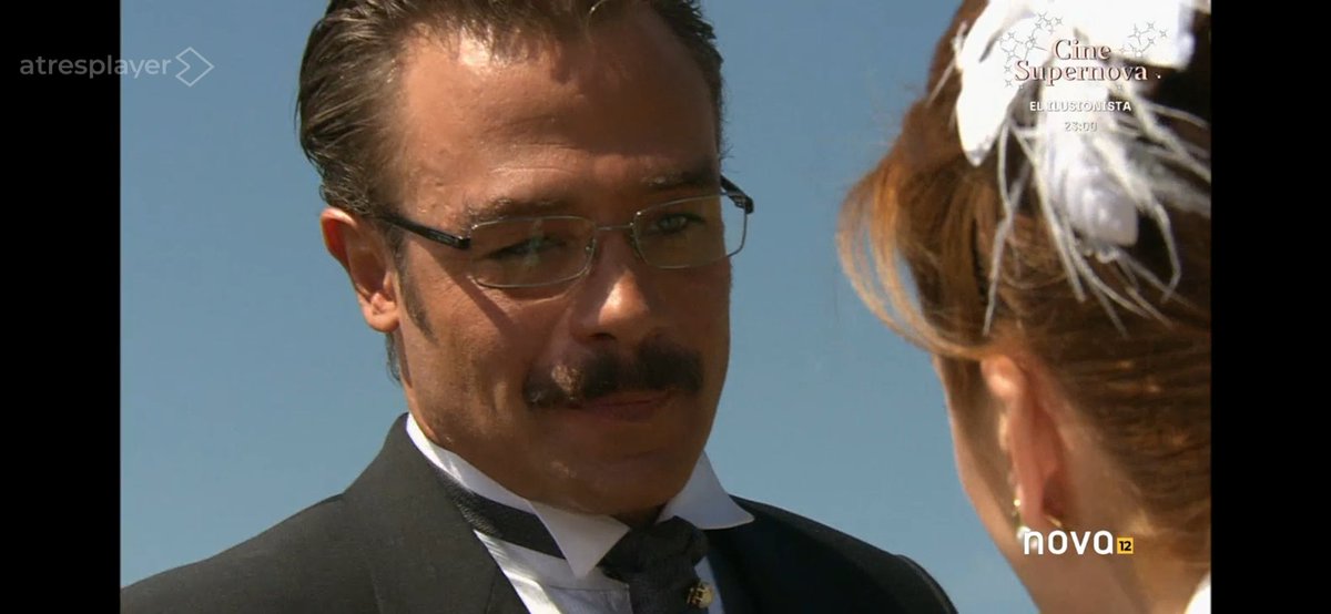 TodoNovelaEsp's tweet photo. #MañanaEsParaSiempre - Fernanda recibe un mensaje de Soledad donde dice que está muerta😬
L a V a las 18.00h en @NovaTDT 🔪🐎💕
Con @LuceroMexico, @silvnavarro, #FernandoColunga, #SergioSendel, #RogelioGuerra, @marisoldelolmo, @AriDiazz, @carlosdelamota, @aleidanunez https://t.co/Ag6nkXVdo2