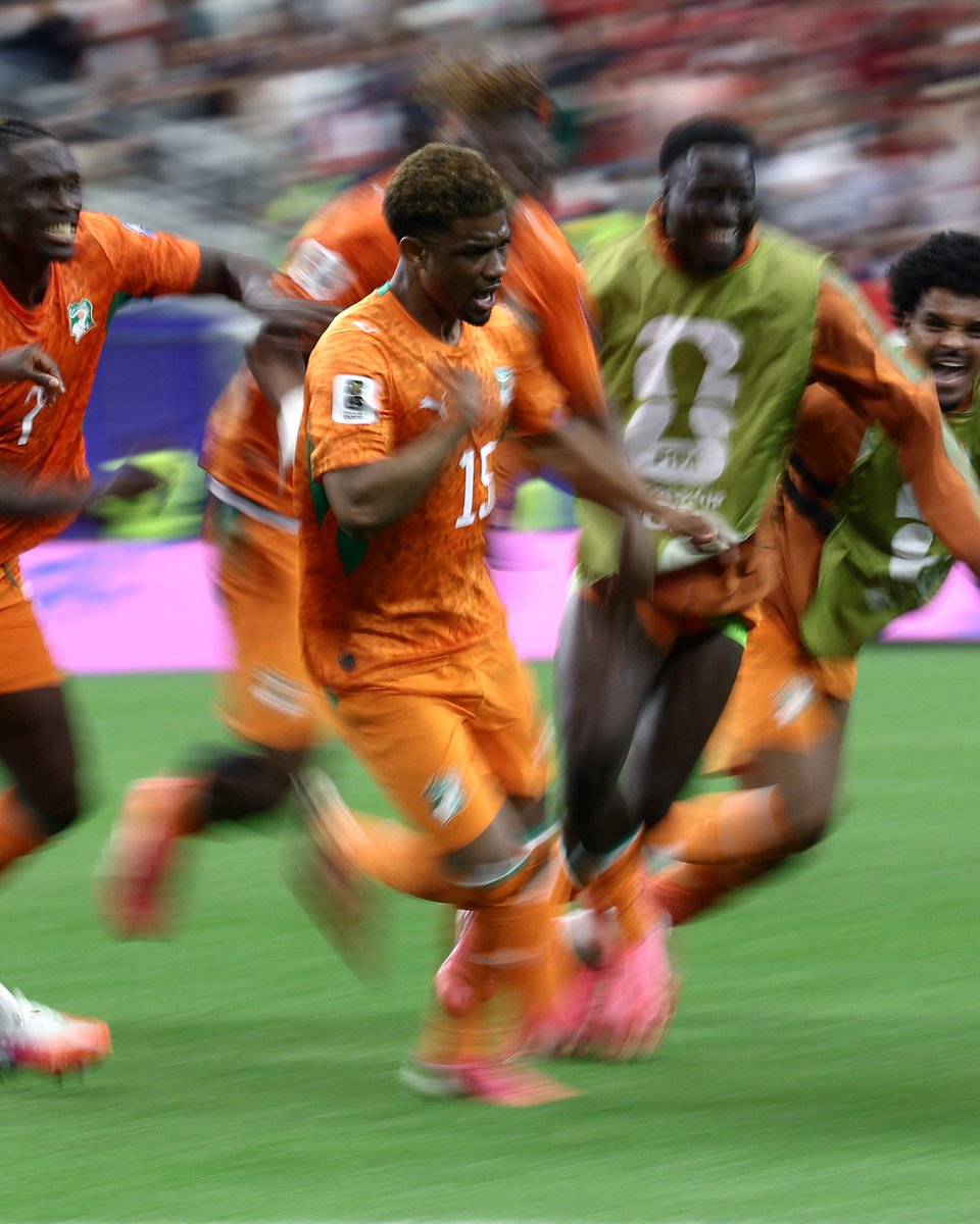 fifaworldcup_es's tweet photo. Amad Diallo a pura gambeta. ✨

#CopaMundialFIFA https://t.co/guwRXCkrOw