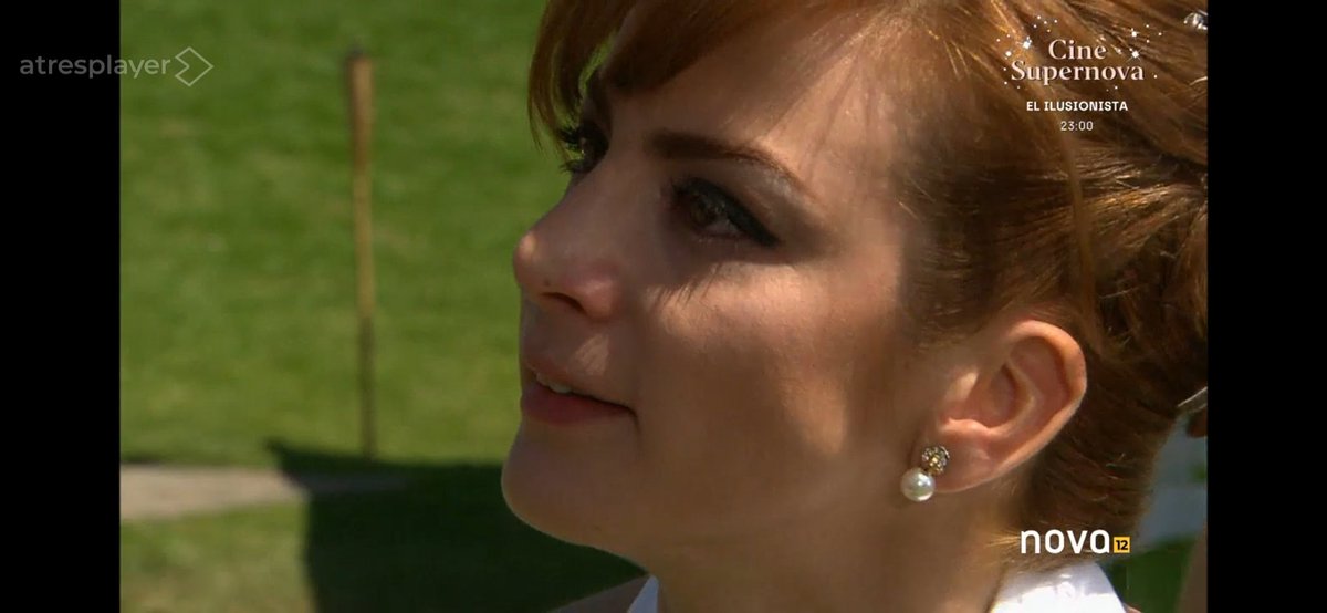 TodoNovelaEsp's tweet photo. #MañanaEsParaSiempre - Fernanda Fernanda recibe un mensaje de Soledad donde dice que está muerta😬
L a V a las 18.00h en @NovaTDT 🔪🐎💕
Con @LuceroMexico, @silvnavarro, #FernandoColunga, #SergioSendel, #RogelioGuerra, @marisoldelolmo, @AriDiazz, @carlosdelamota, @aleidanunez https://t.co/D90dm75hiC