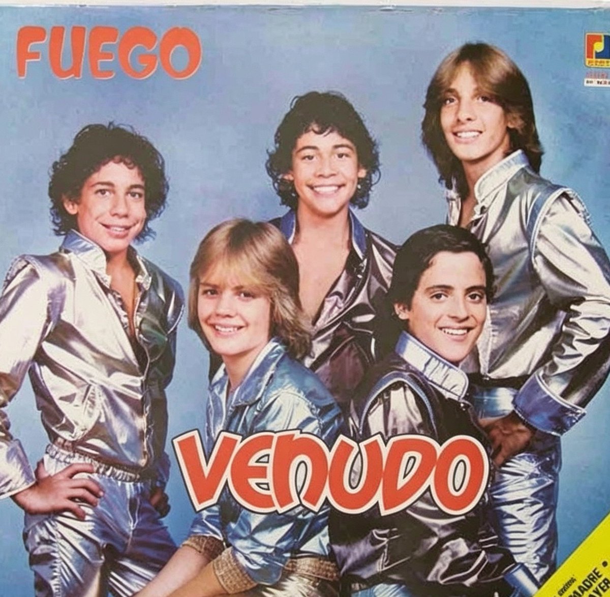 Shiken_08's tweet photo. El grupo favorito del viejon https://t.co/F07uOezTTM