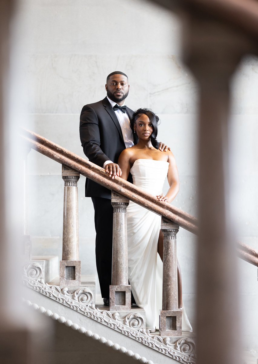 tiaraxalivia's tweet photo. Mr. &amp; Mrs. Hilliard 💍
📸: @unleash.photo on IG https://t.co/cyT89Mf1DI